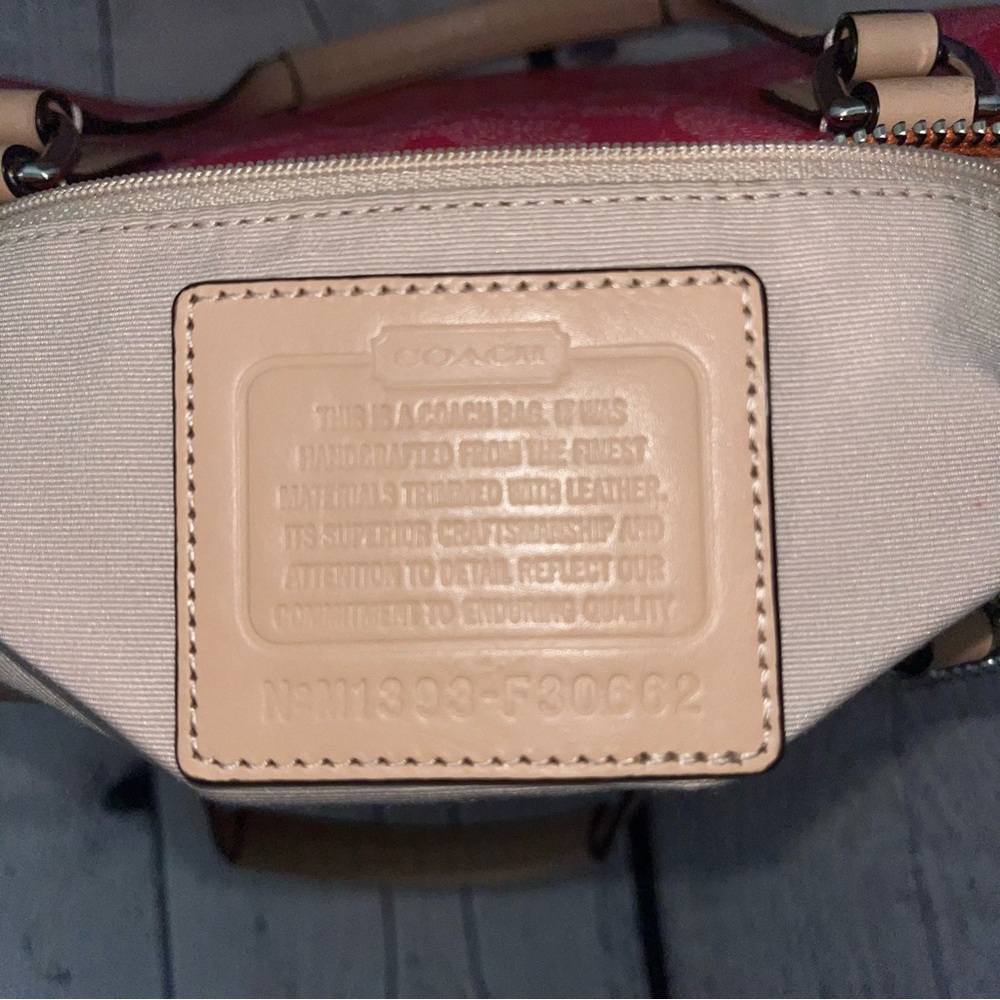 Coach Pink and Orange Signature Satchel - Picture 13 of 16